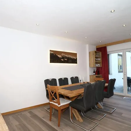 Apartment In Near Spieljochbahn