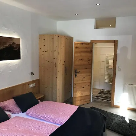 Apartment In Near Spieljochbahn Fügen