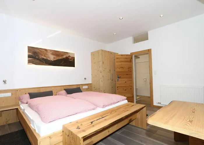 Appartement In Near Spieljochbahn Fügen